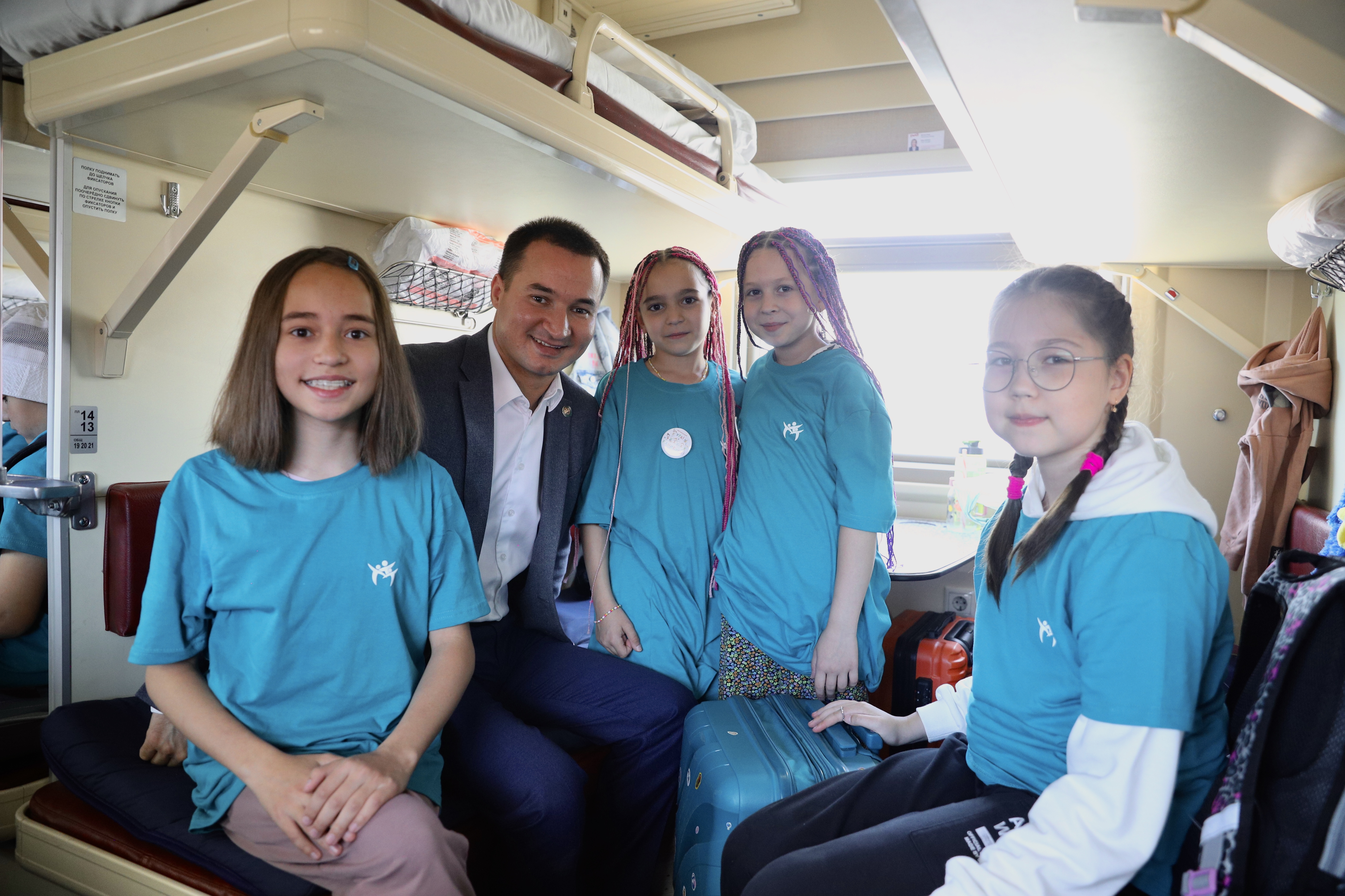 560 детей из Татарстана отправились в лагеря Черноморского побережья Фото Министерства по делам молодежи РТ